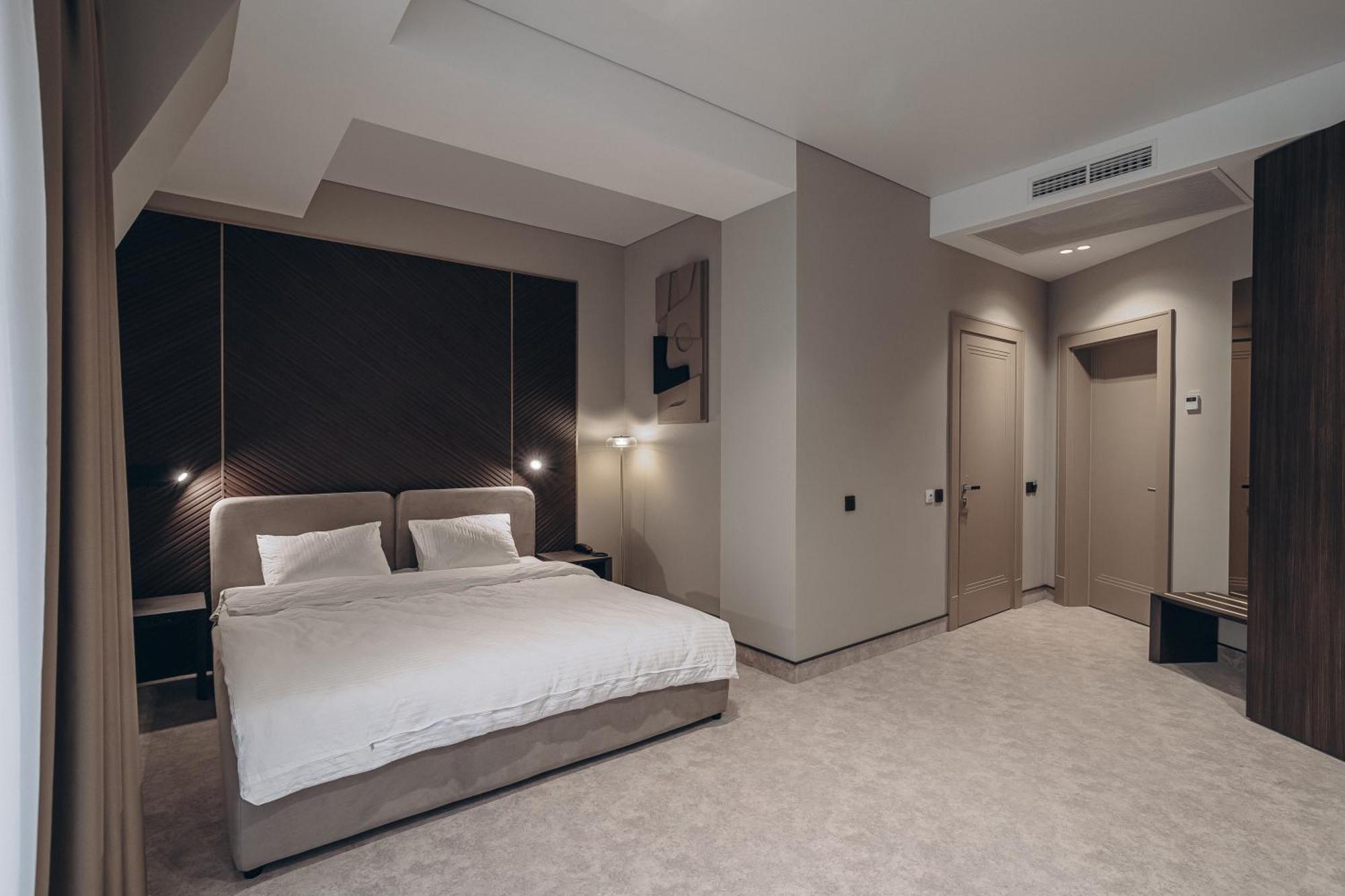 Park Hotel Bristol Ужгород Екстер'єр фото