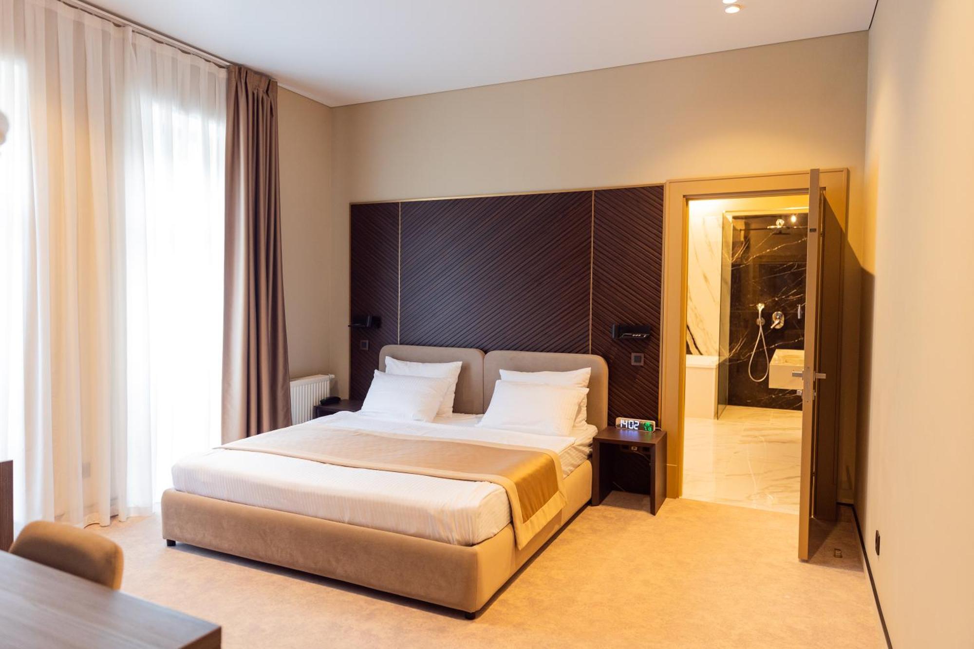 Park Hotel Bristol Ужгород Екстер'єр фото