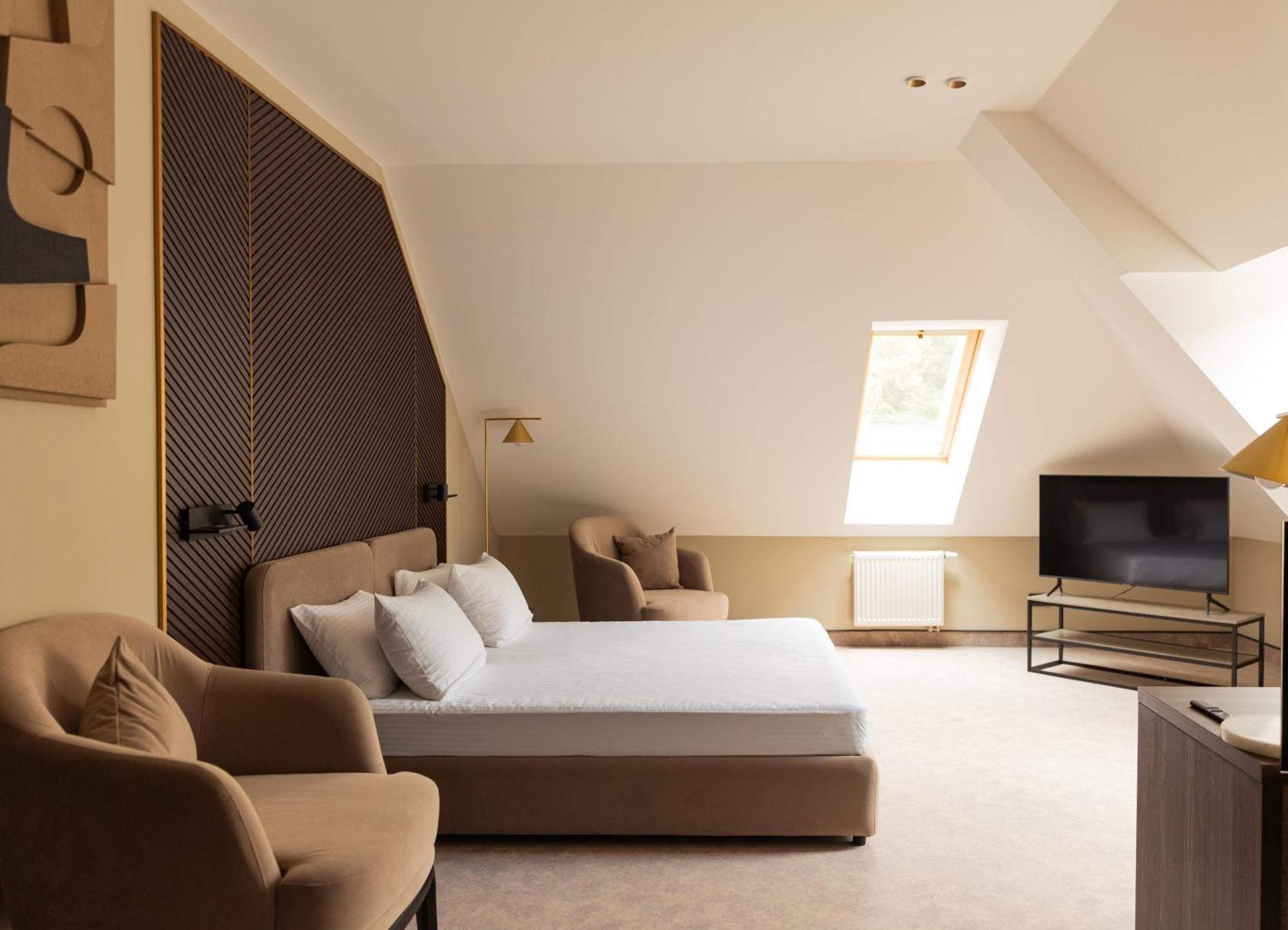 Park Hotel Bristol Ужгород Екстер'єр фото