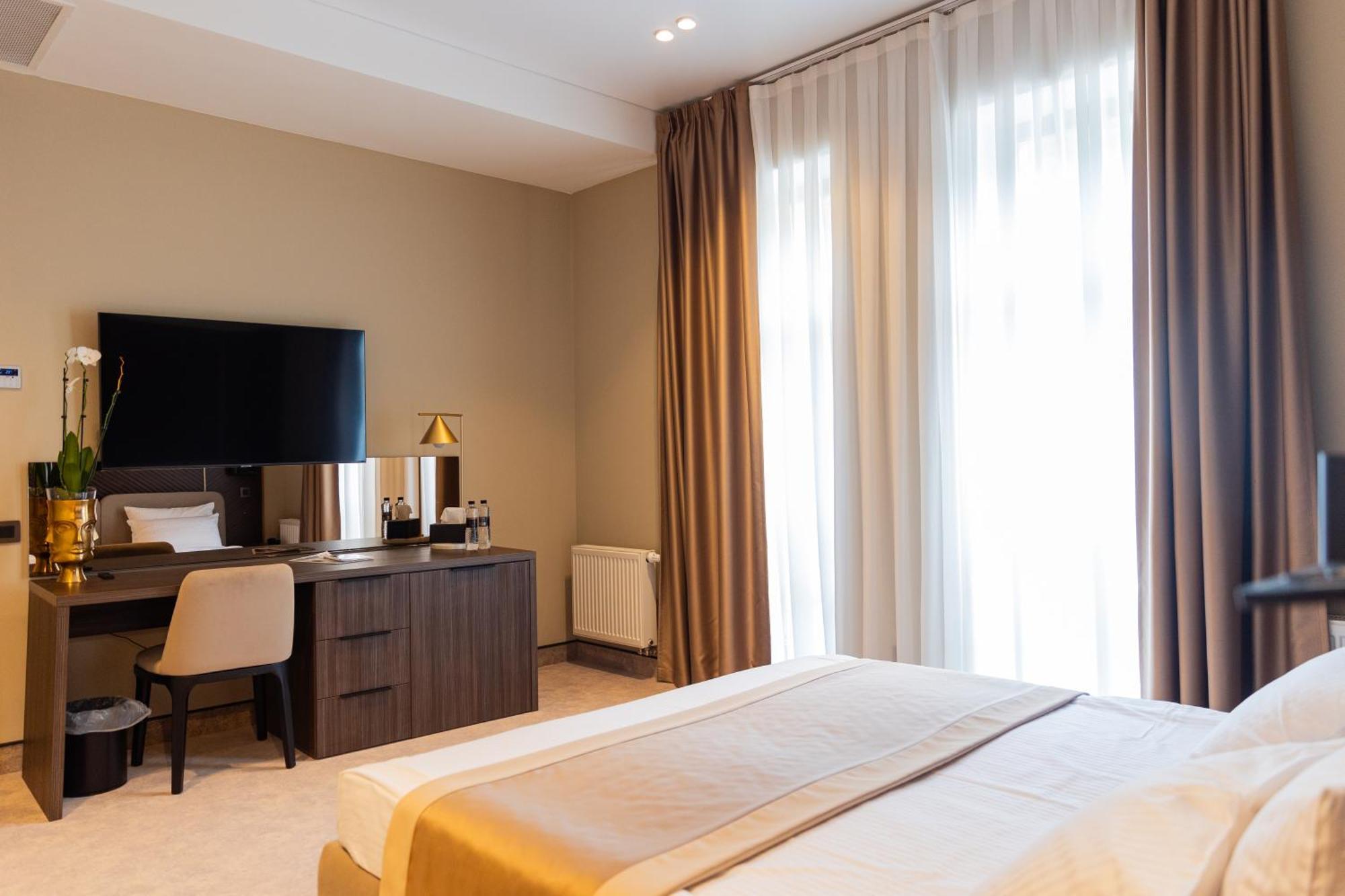 Park Hotel Bristol Ужгород Екстер'єр фото