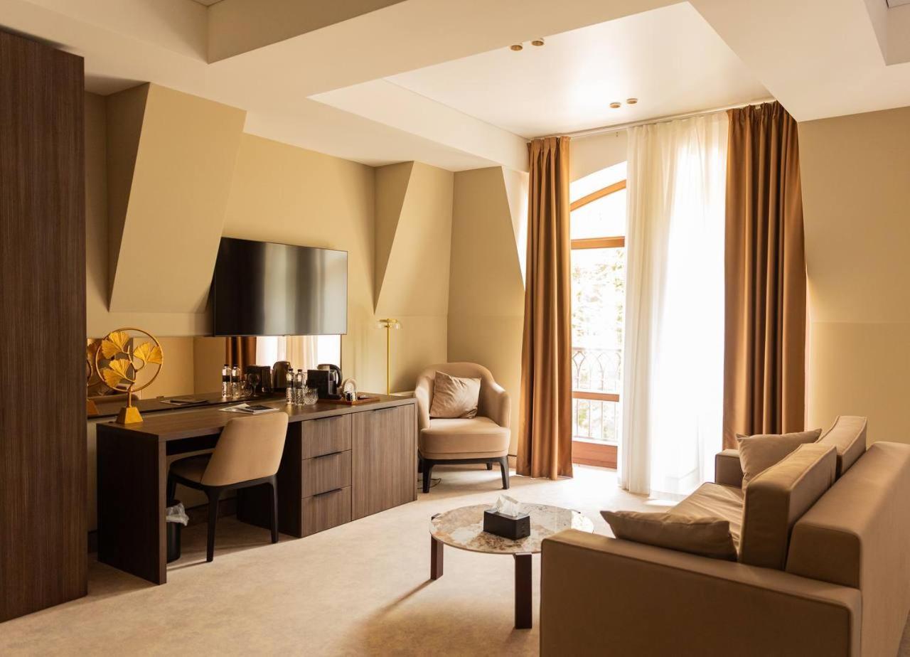 Park Hotel Bristol Ужгород Екстер'єр фото