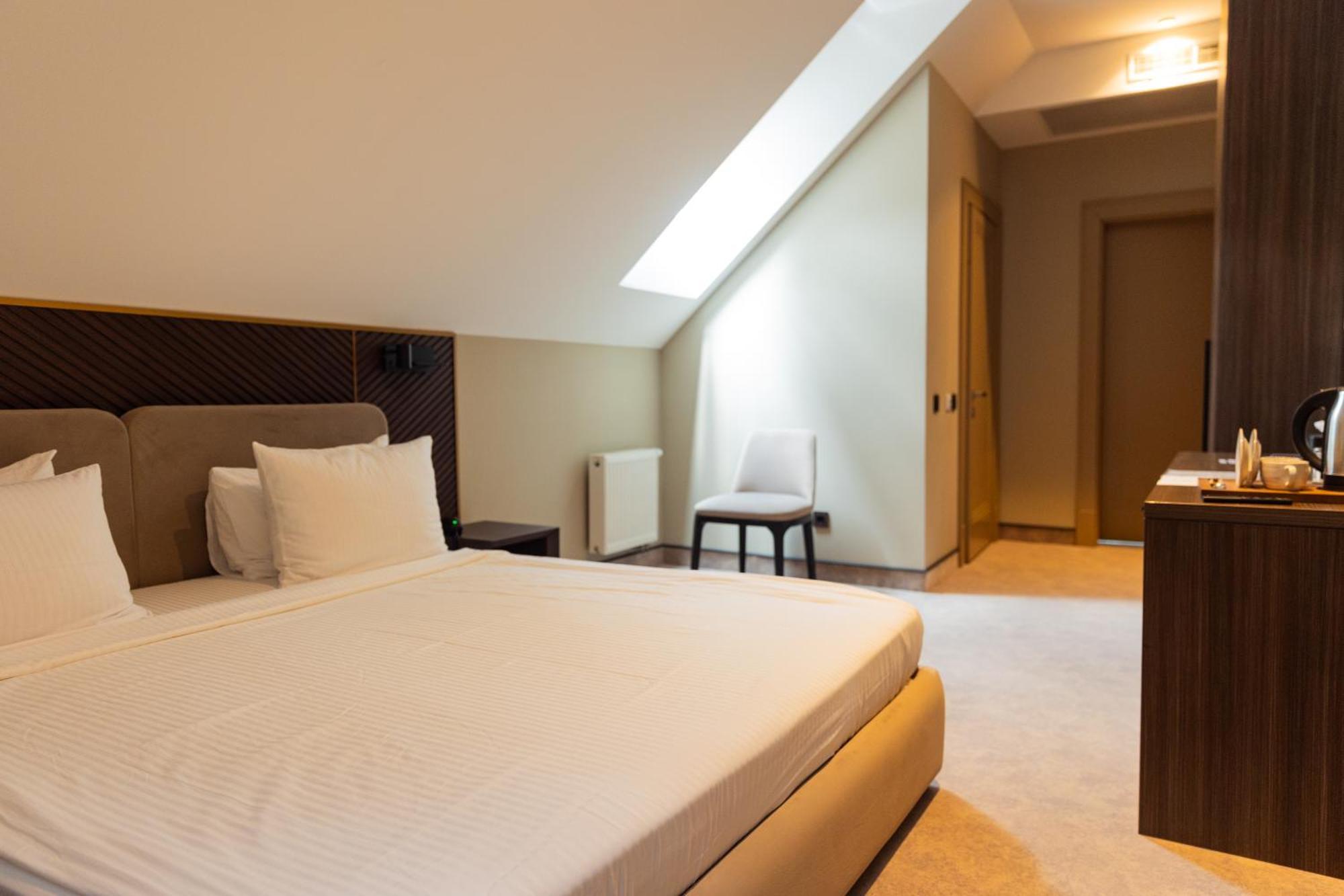 Park Hotel Bristol Ужгород Номер фото